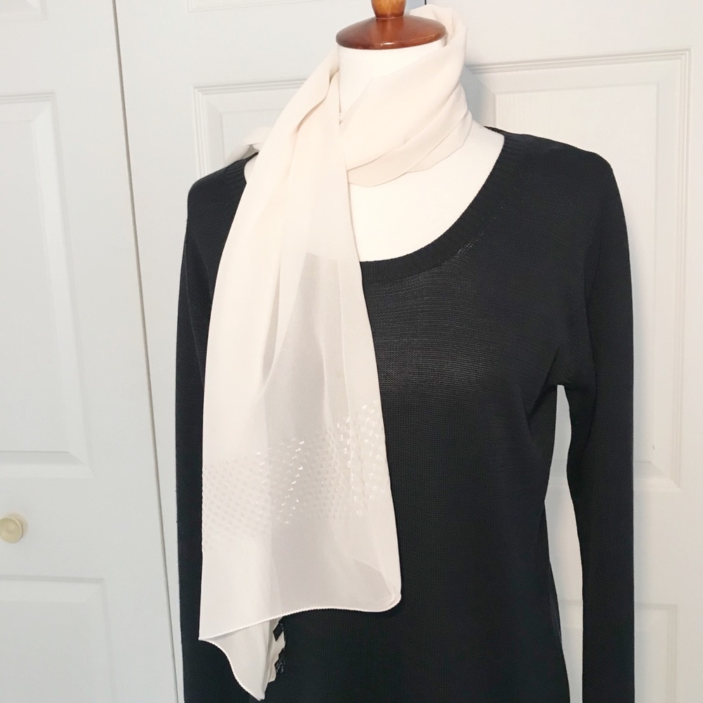 Franco Ferrari Designer Minimalist 100% Silk Ivory Scarf